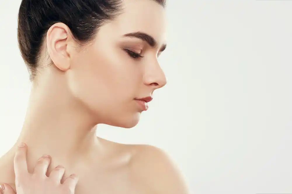 Burun Estetiği Sonrası Masaj Nasıl Yapılır? Gerekli mi?